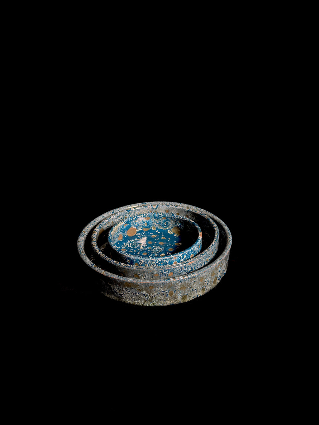 Set d’assiettes texturées – Émail bullé artisanal