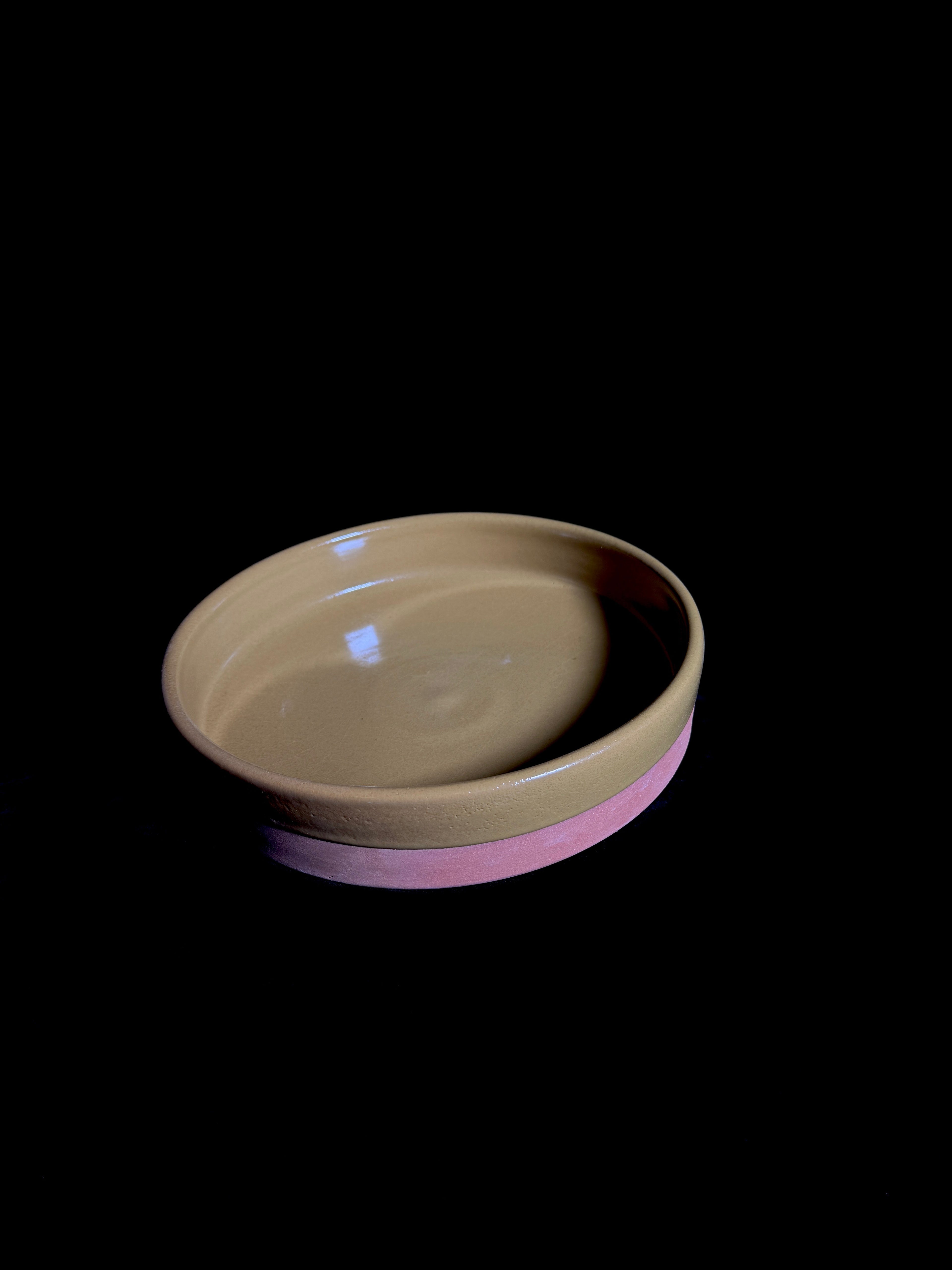 Set d’assiettes texturées – Olive doux & argile brute