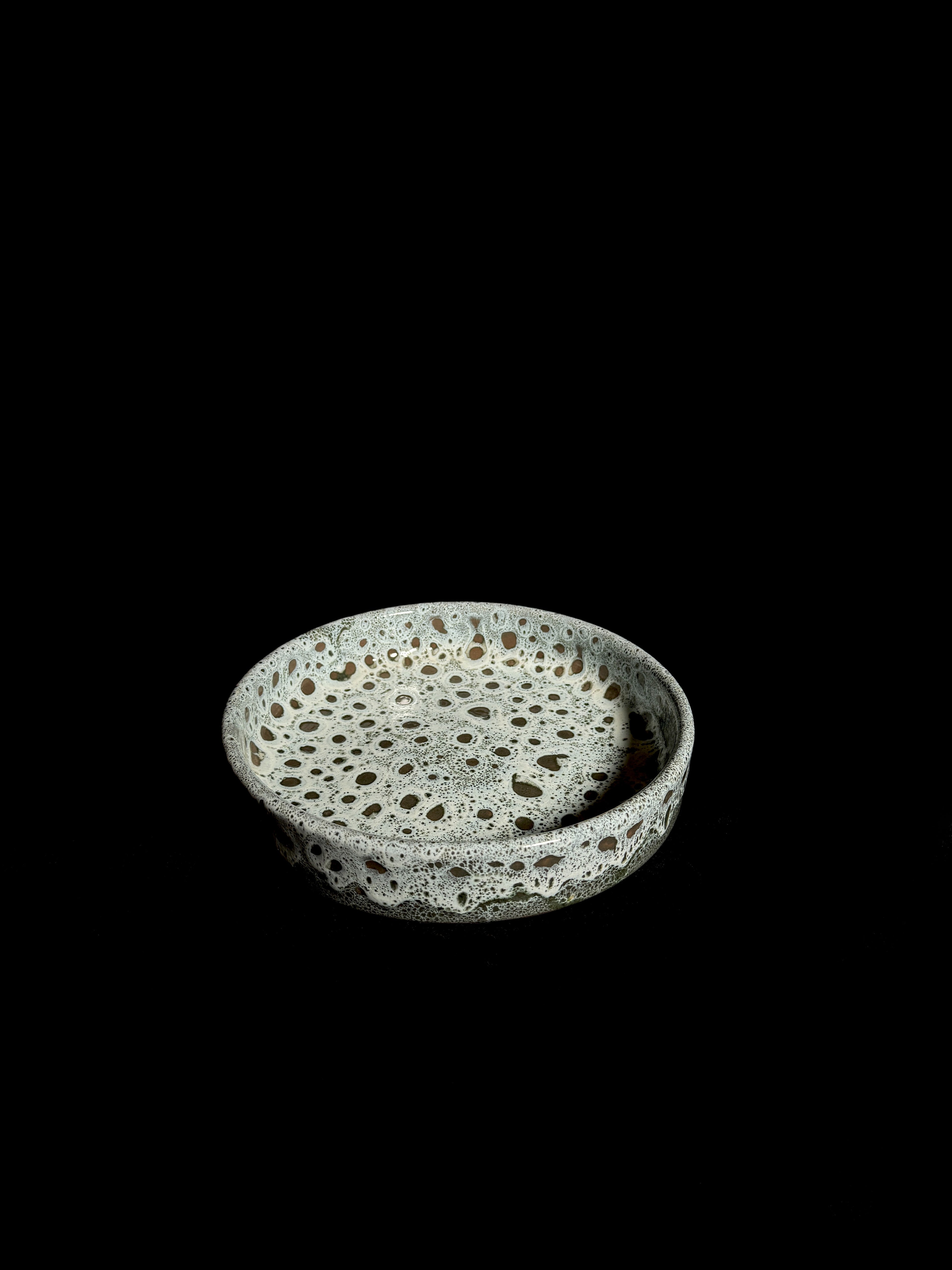 Set d’assiettes texturées – Émail bullé artisanal